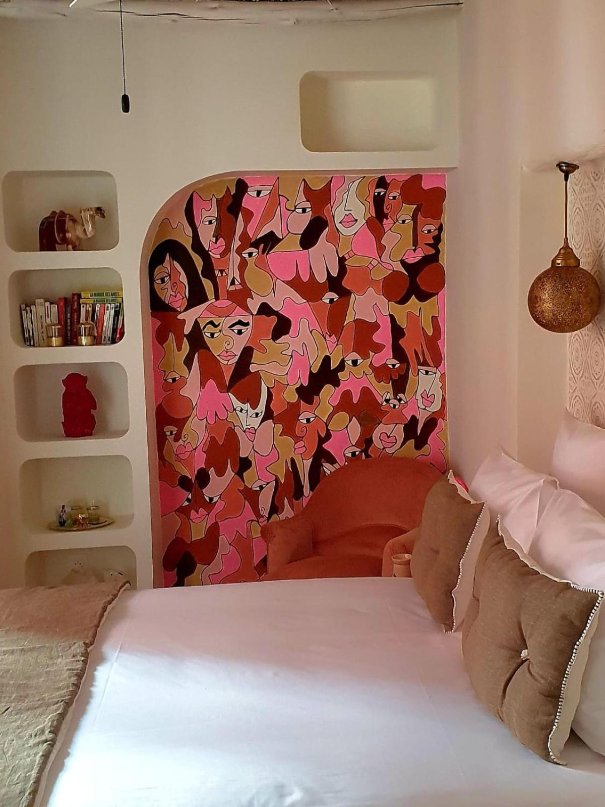 マラケシュ Le Singe Rose Bed & Breakfast エクステリア 写真