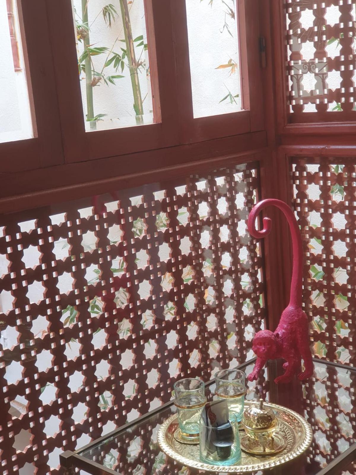 マラケシュ Le Singe Rose Bed & Breakfast エクステリア 写真